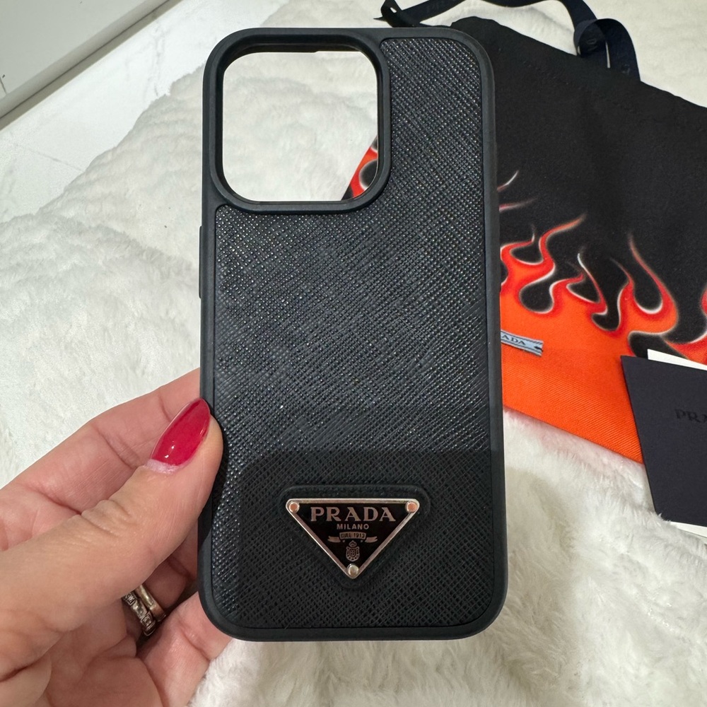 Prada Black Phone Case
Iphone 15 pro